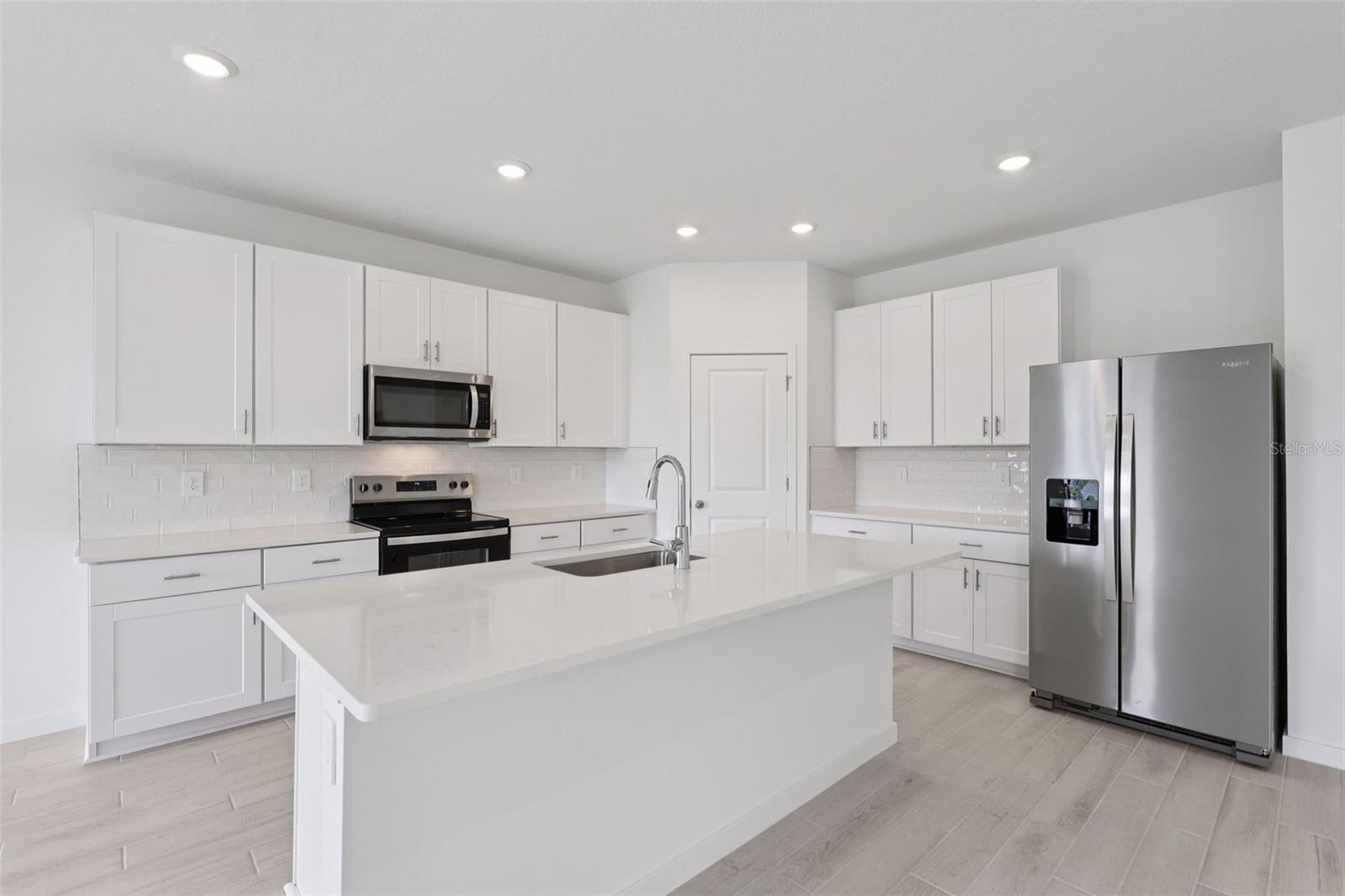 73 ARARAT DR, PALM COAST, FL, 32137