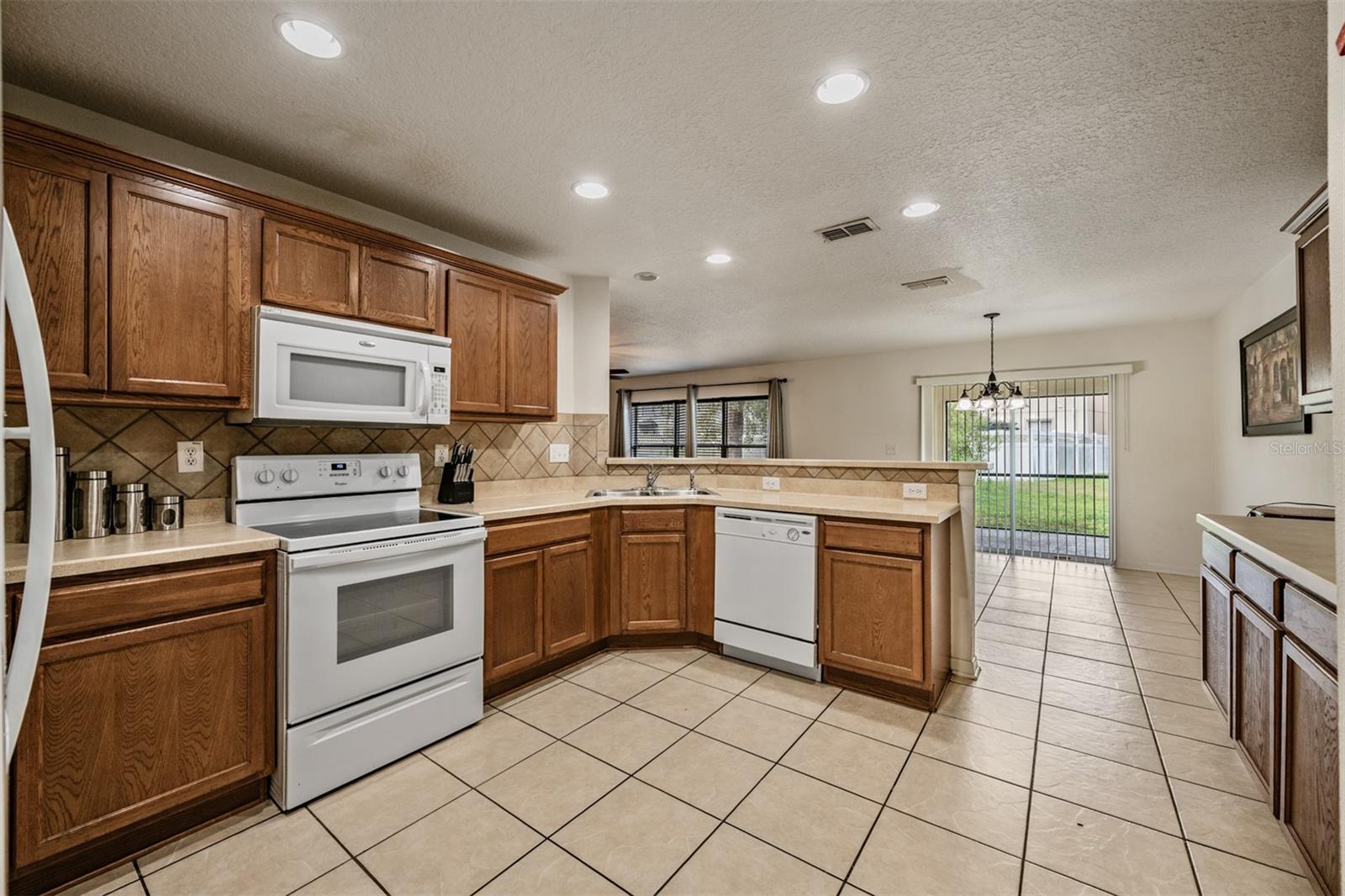 7013 PENTA PL, WESLEY CHAPEL, FL, 33545