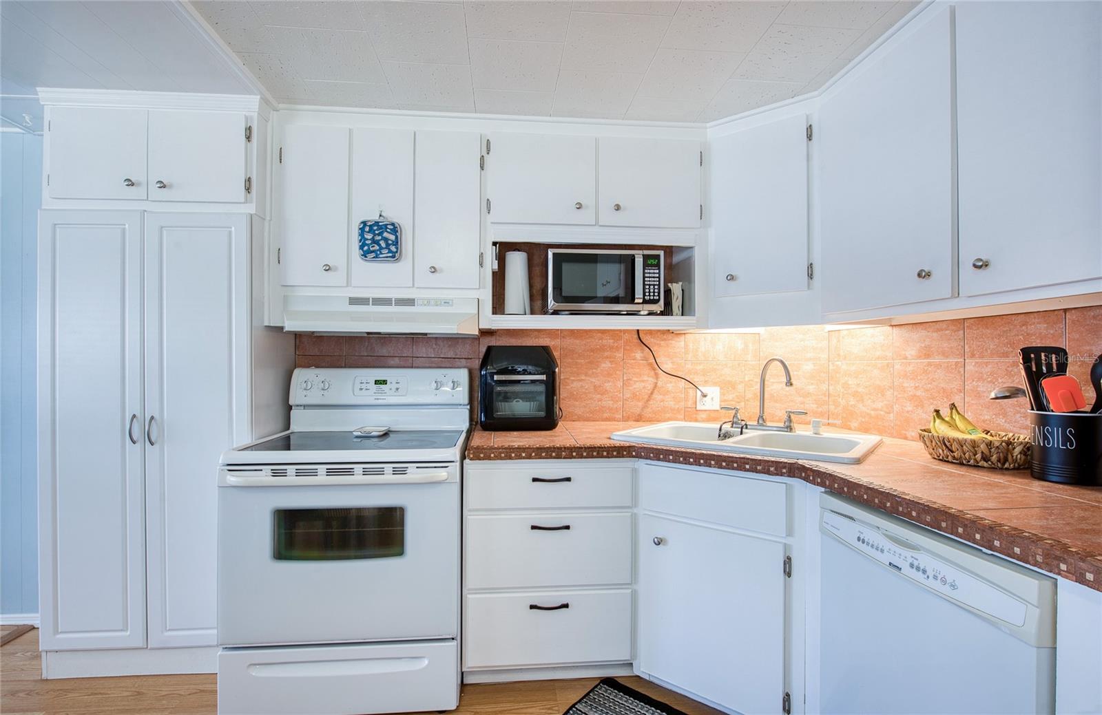 18675 US HIGHWAY 19 N #328, CLEARWATER, FL, 33764