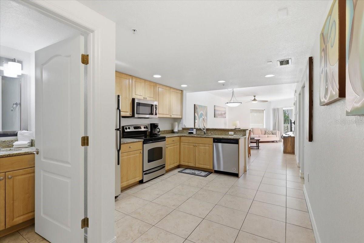 CRYSTAL PALMS BCH RESORT AT TREASURE ISLAND CONDO, TREASURE ISLAND, FL, 33706