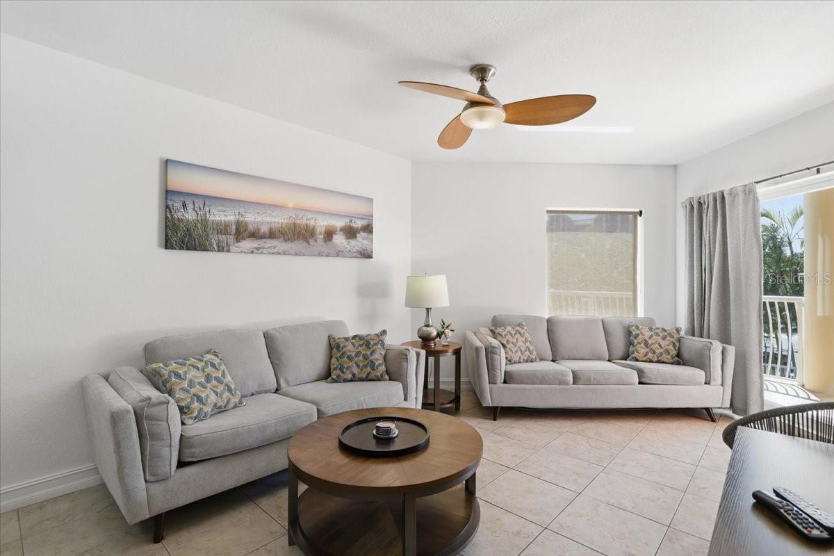 CRYSTAL PALMS BCH RESORT AT TREASURE ISLAND CONDO, TREASURE ISLAND, FL, 33706