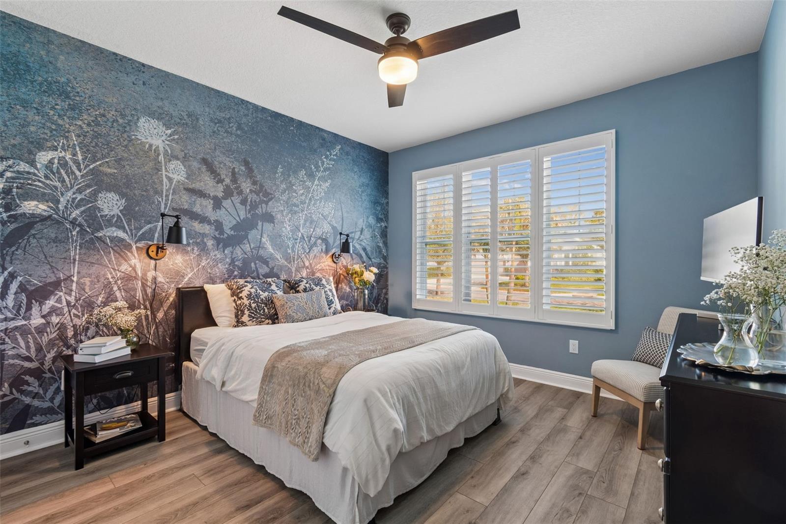 4910 LAKESHORE OAKS CT, TAMPA, FL, 33624