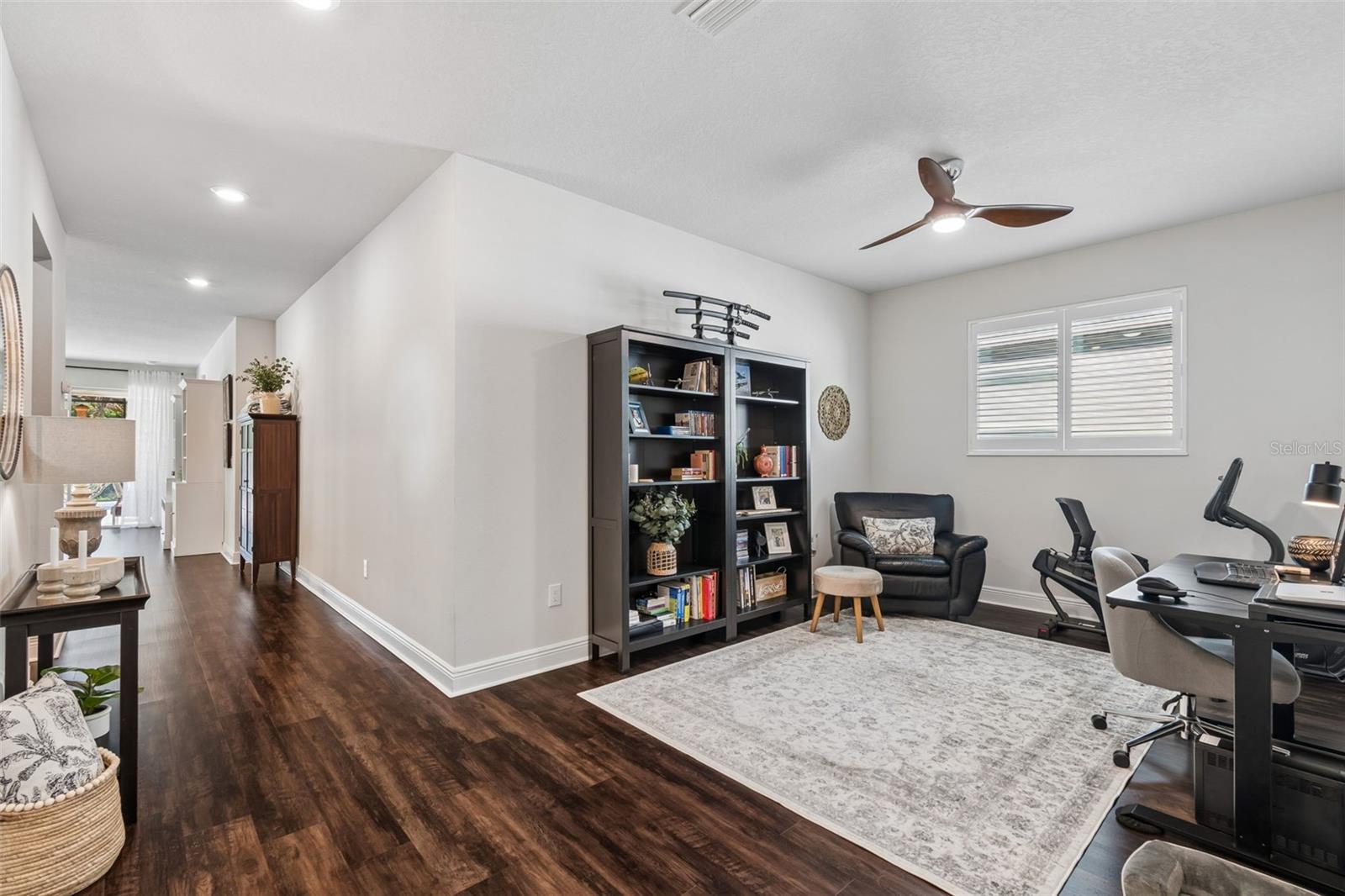4910 LAKESHORE OAKS CT, TAMPA, FL, 33624