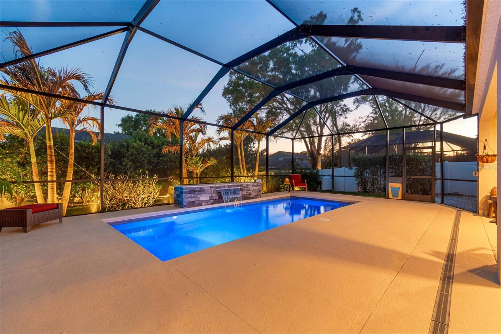 4910 LAKESHORE OAKS CT, TAMPA, FL, 33624