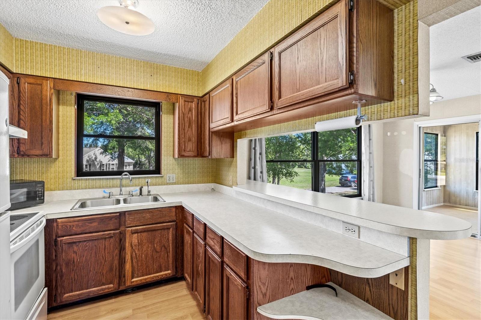 1312 TWIN LAKES AVE, NOKOMIS, FL, 34275