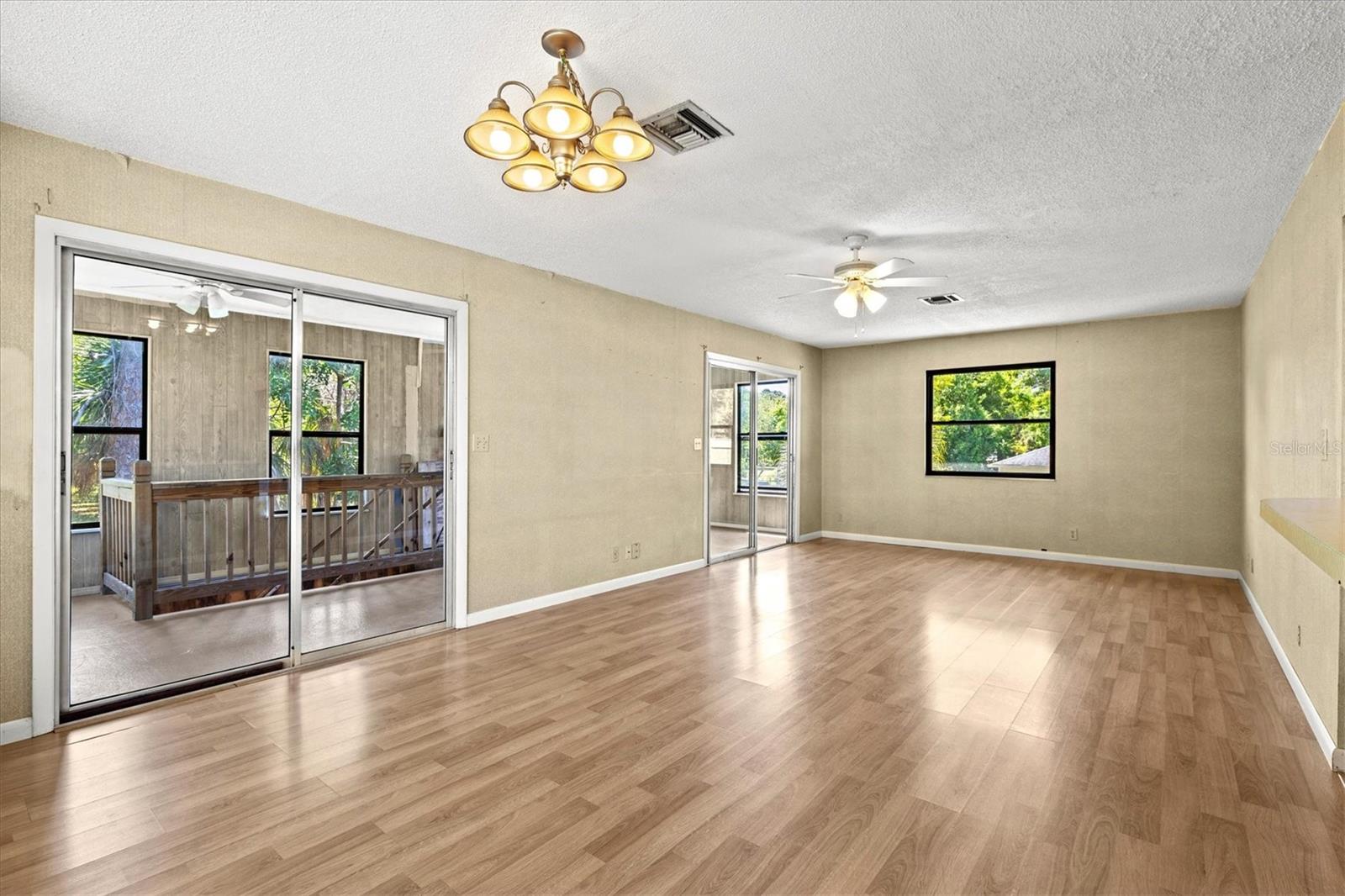 1312 TWIN LAKES AVE, NOKOMIS, FL, 34275