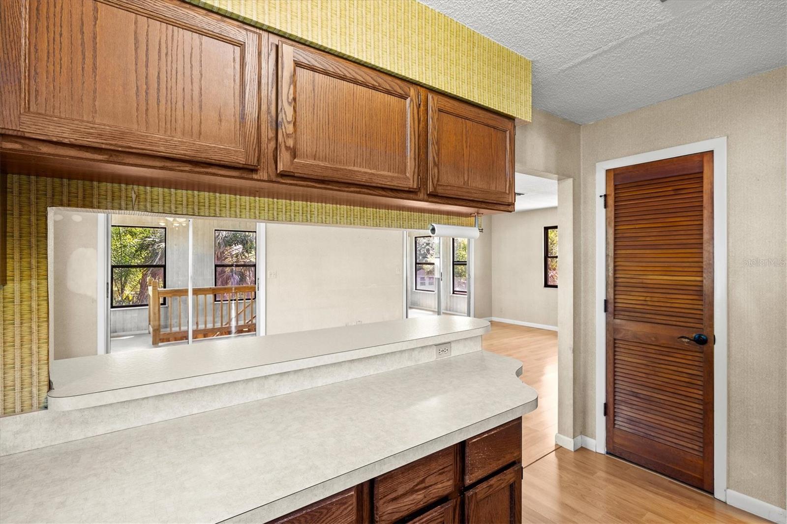 1312 TWIN LAKES AVE, NOKOMIS, FL, 34275