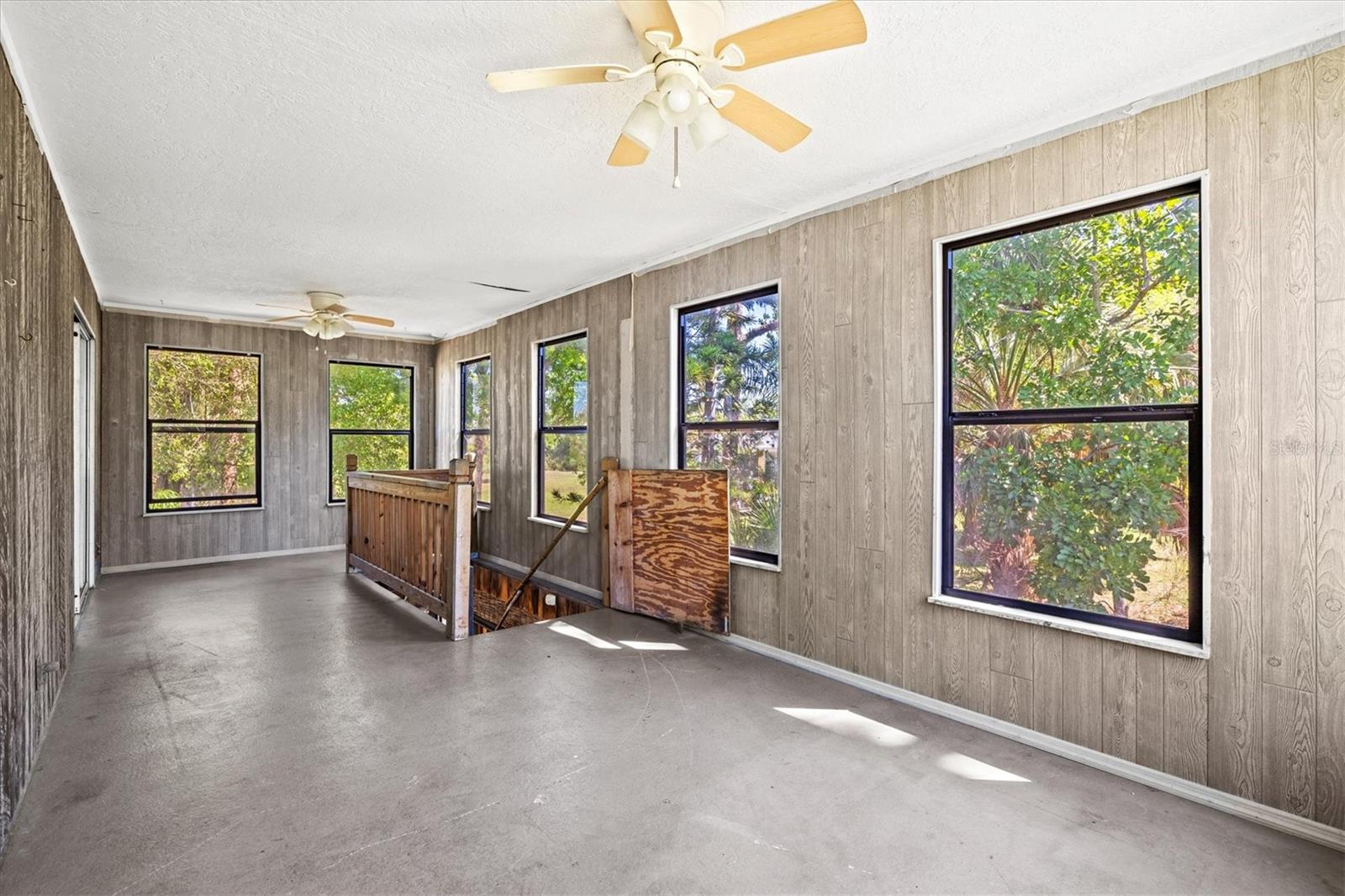 1312 TWIN LAKES AVE, NOKOMIS, FL, 34275