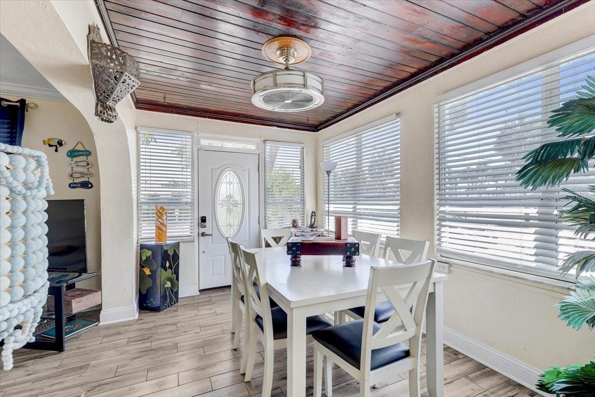 756 MANDALAY AVE, CLEARWATER BEACH, FL, 33767