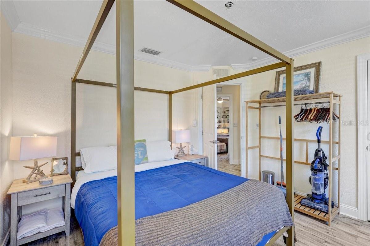 756 MANDALAY AVE, CLEARWATER BEACH, FL, 33767