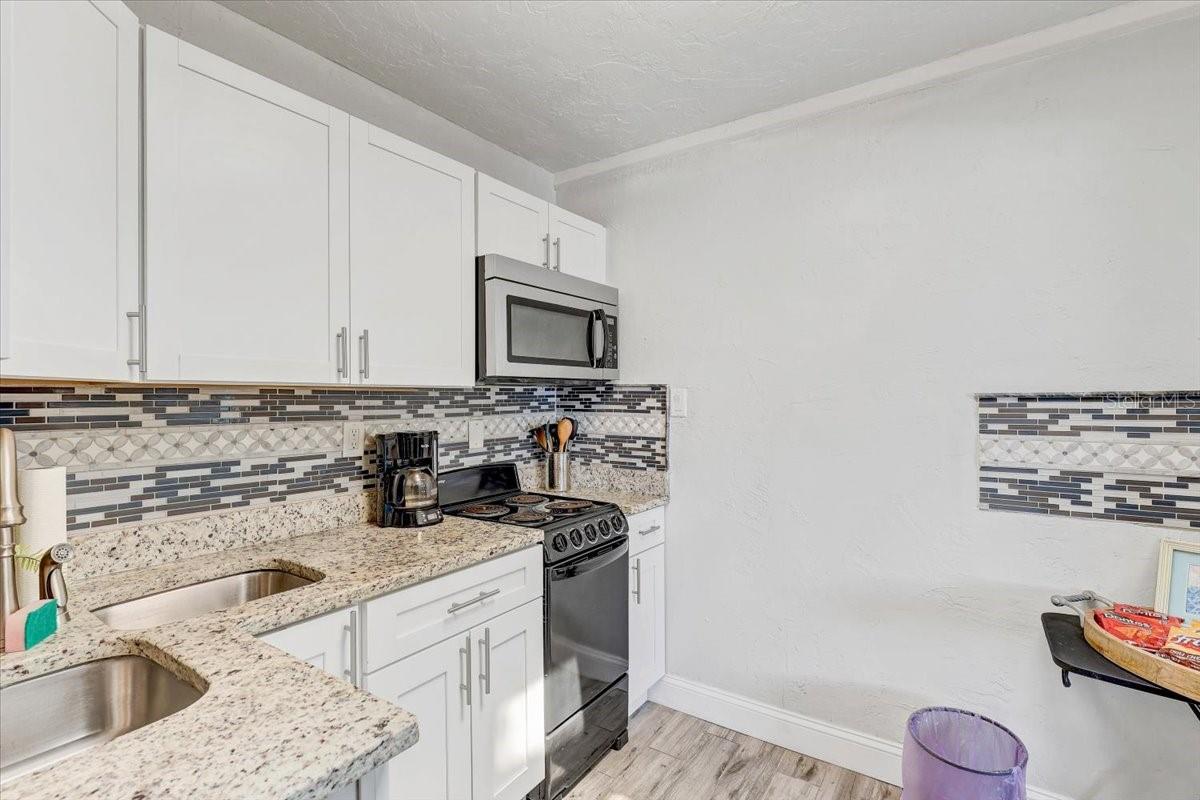 756 MANDALAY AVE, CLEARWATER BEACH, FL, 33767
