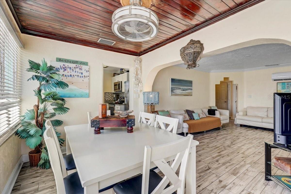 756 MANDALAY AVE, CLEARWATER BEACH, FL, 33767