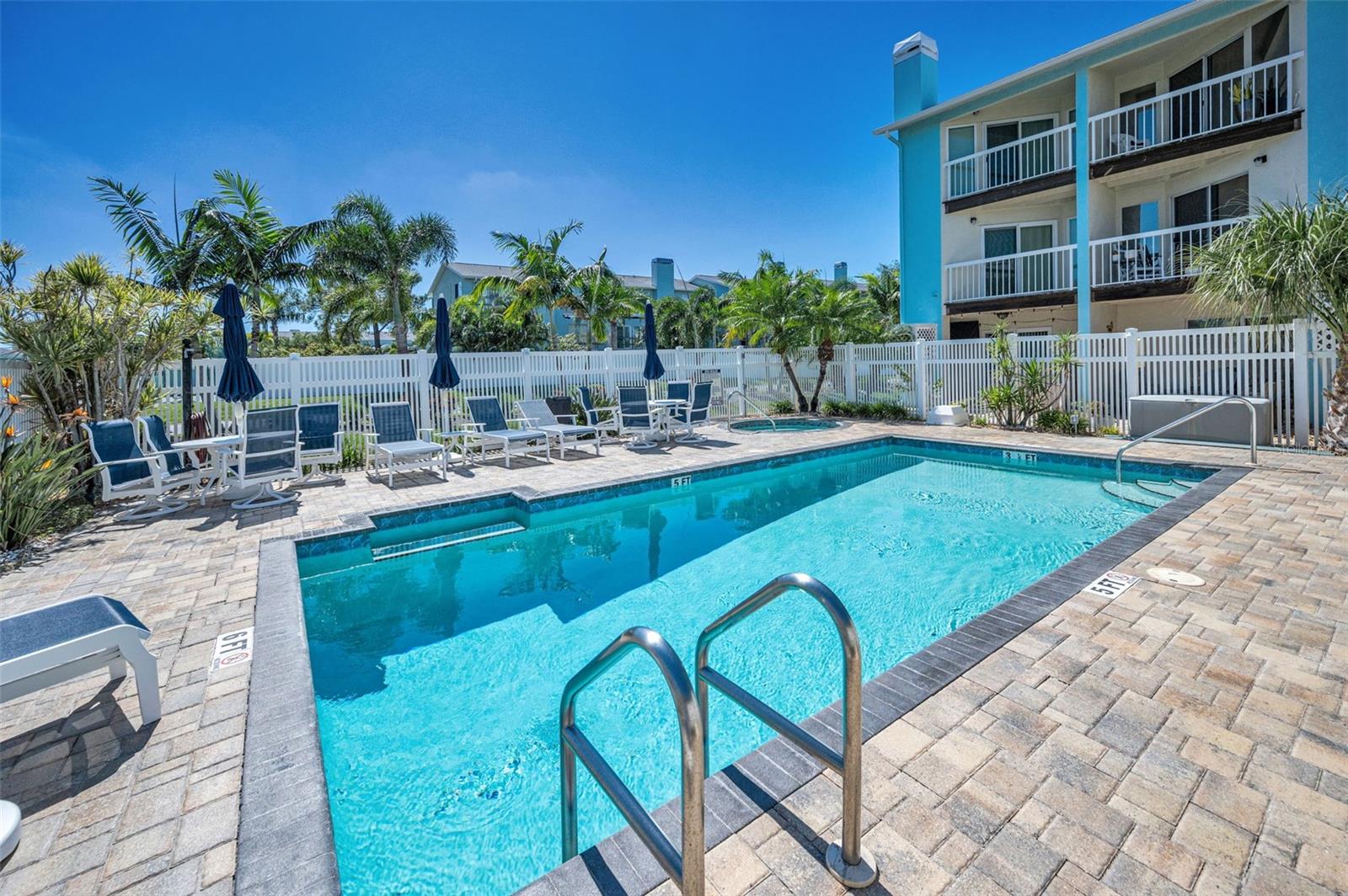140 MARCDALE BLVD, INDIAN ROCKS BEACH, FL, 33785