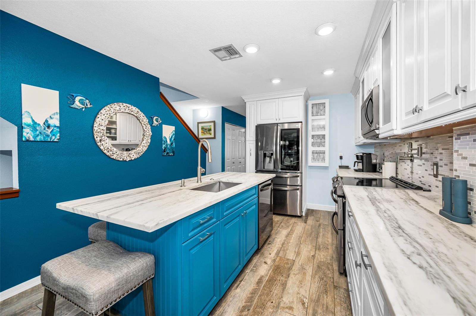 140 MARCDALE BLVD, INDIAN ROCKS BEACH, FL, 33785