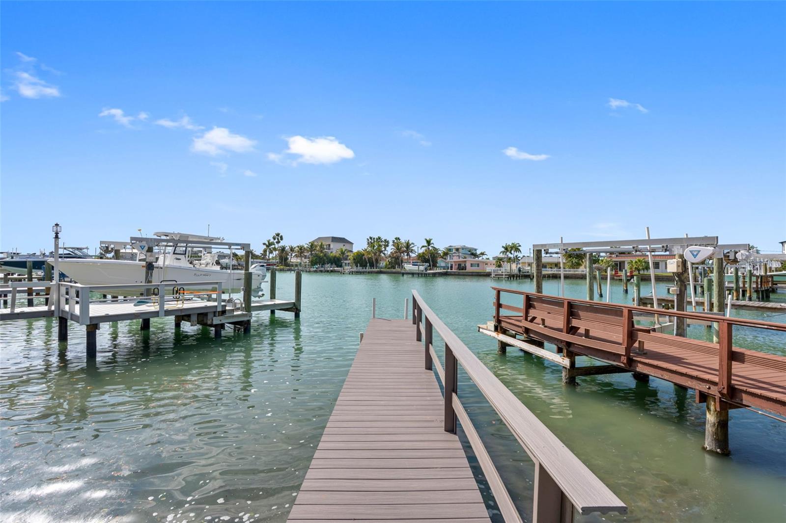 785 115TH AVE, TREASURE ISLAND, FL, 33706