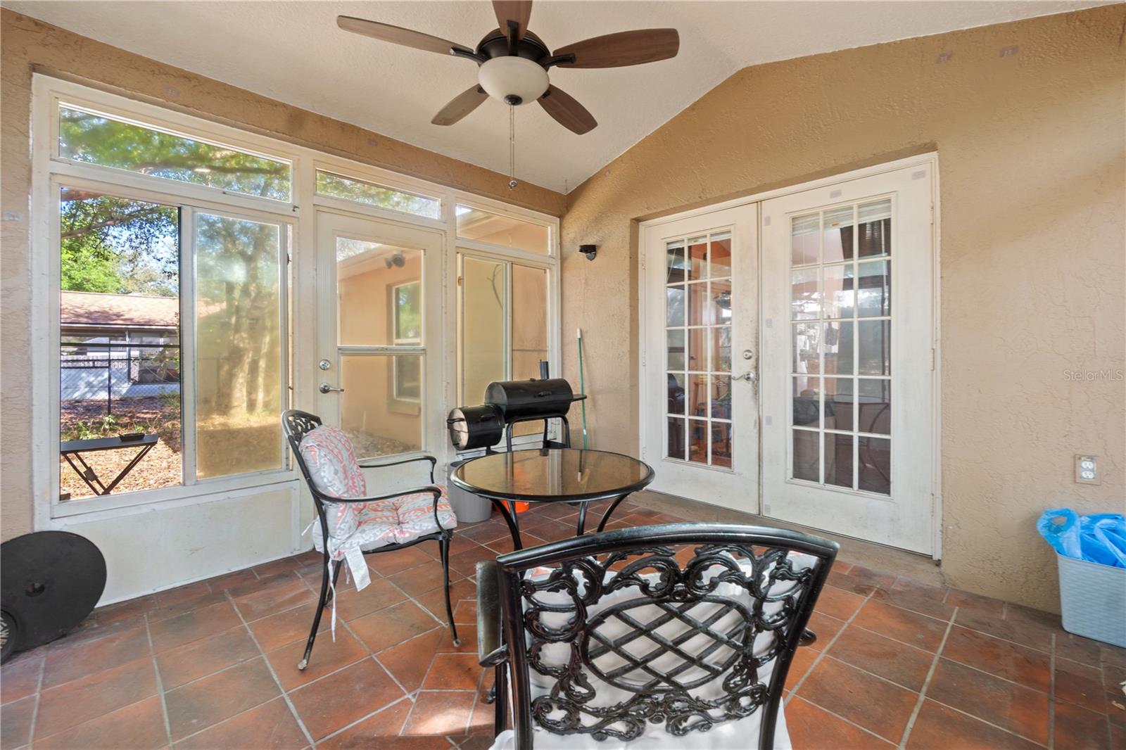 646 PARK VALLEY CIR, MINNEOLA, FL, 34715