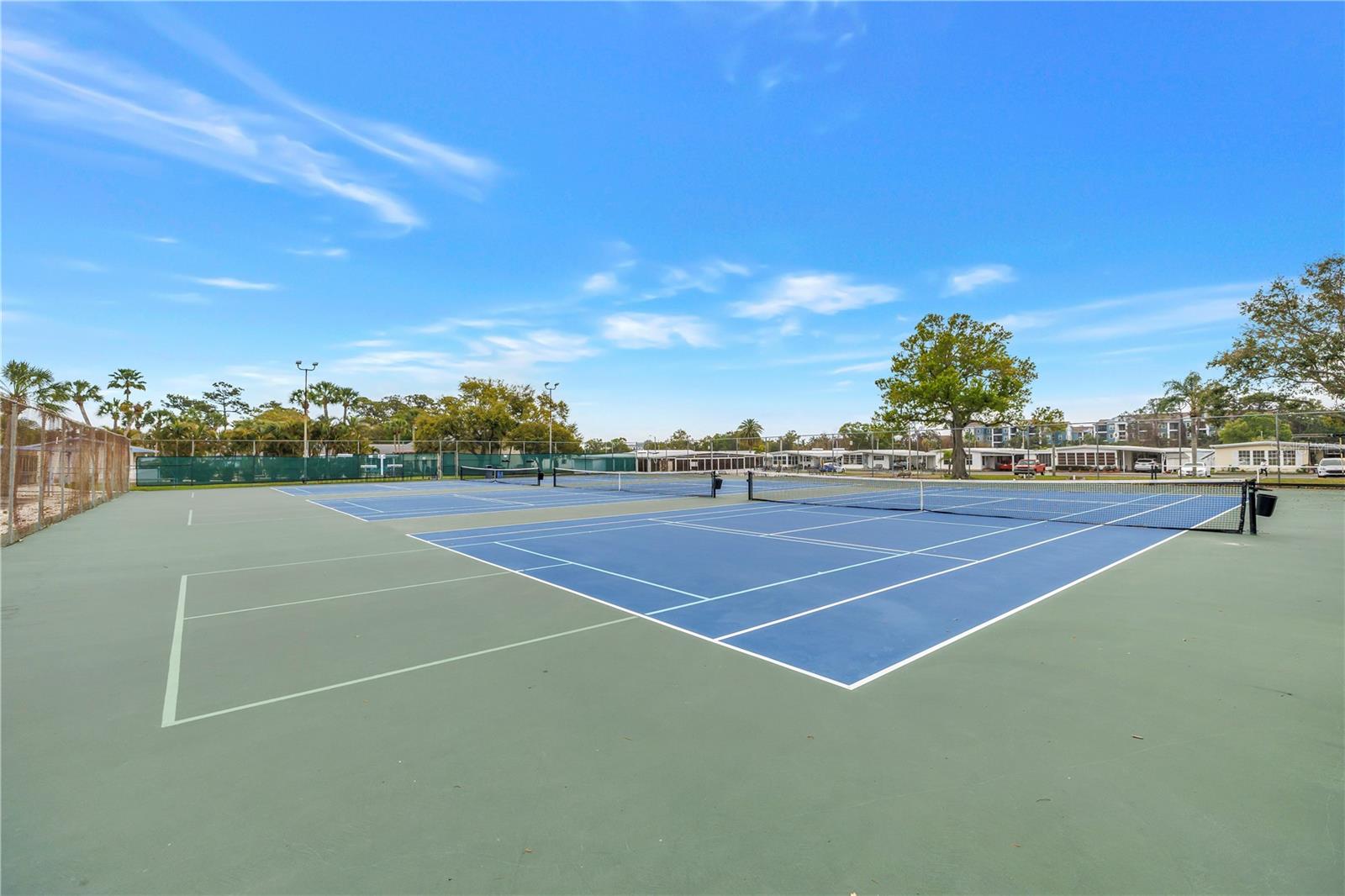 672 SUGAR PALM ST, LARGO, FL, 33778