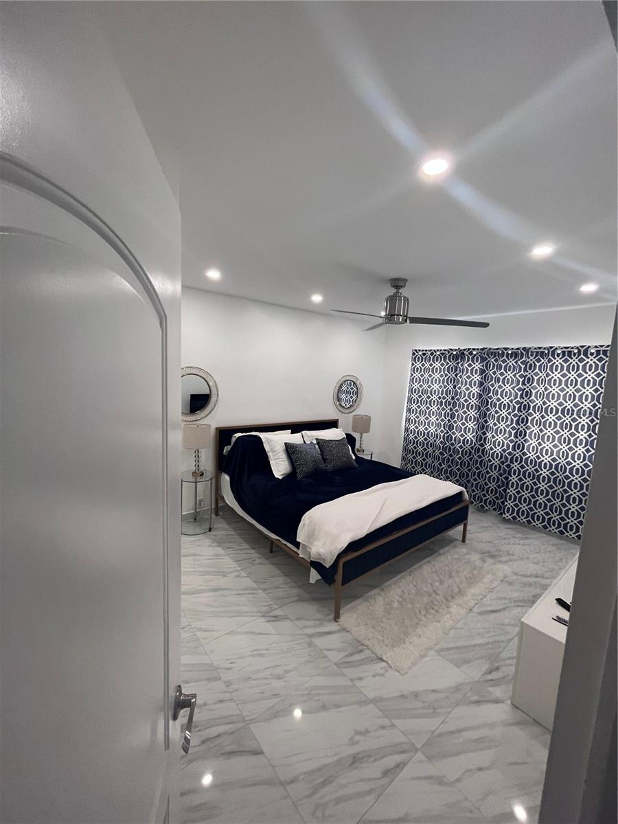 880 MANDALAY AVE #S302, CLEARWATER BEACH, FL, 33767