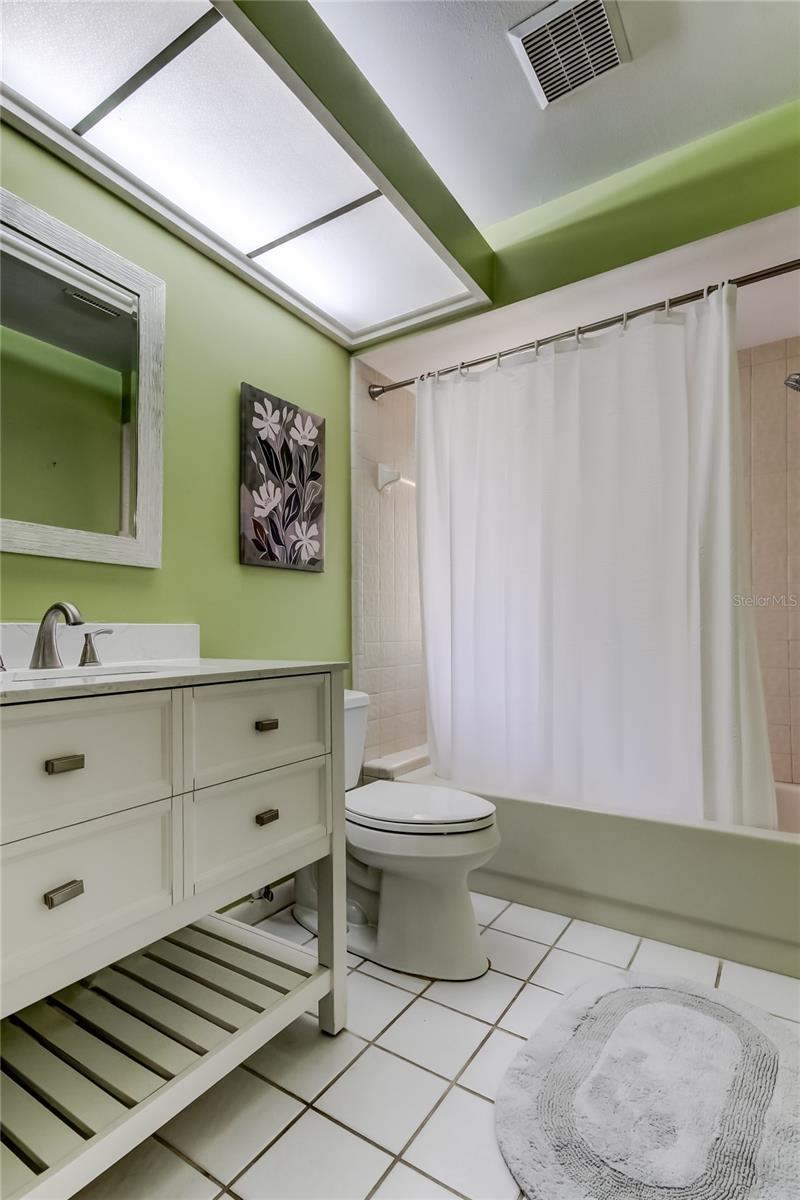 1858 LAKE CYPRESS DR #202, SAFETY HARBOR, FL, 34695