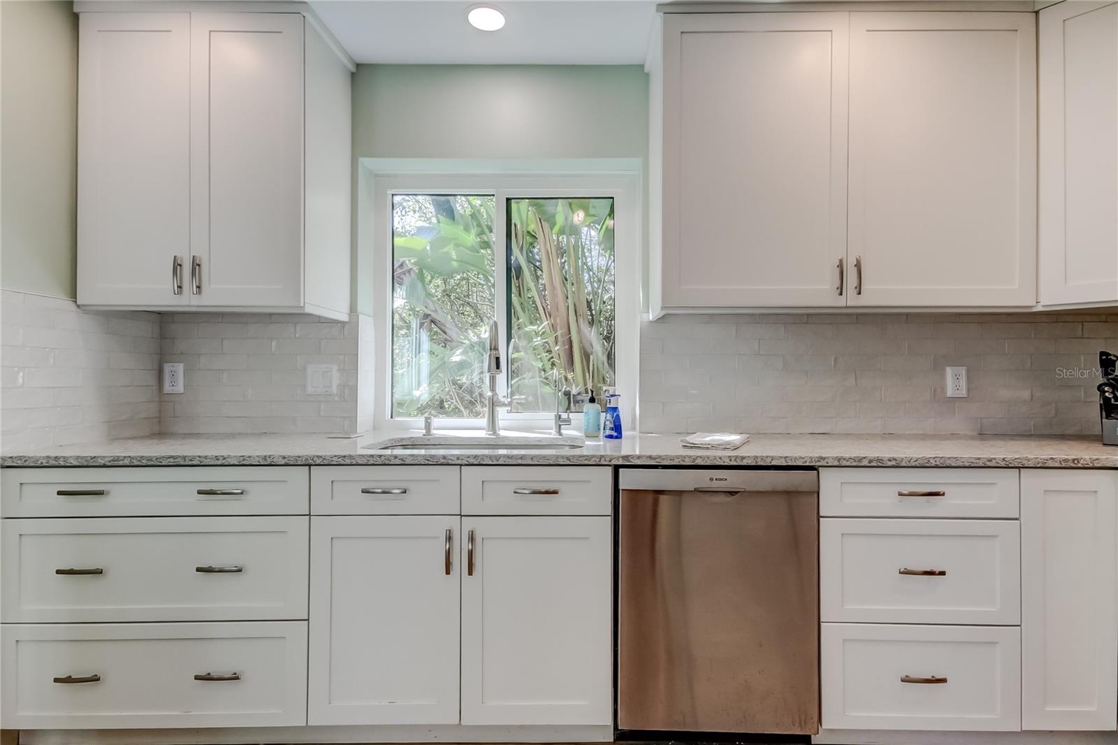 1858 LAKE CYPRESS DR #202, SAFETY HARBOR, FL, 34695
