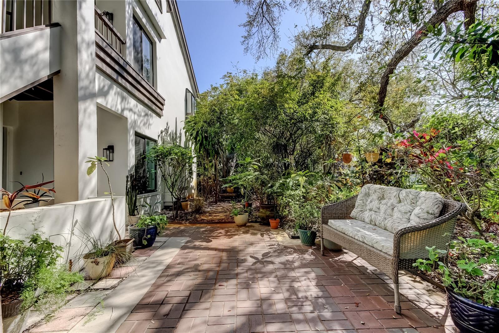1858 LAKE CYPRESS DR #202, SAFETY HARBOR, FL, 34695