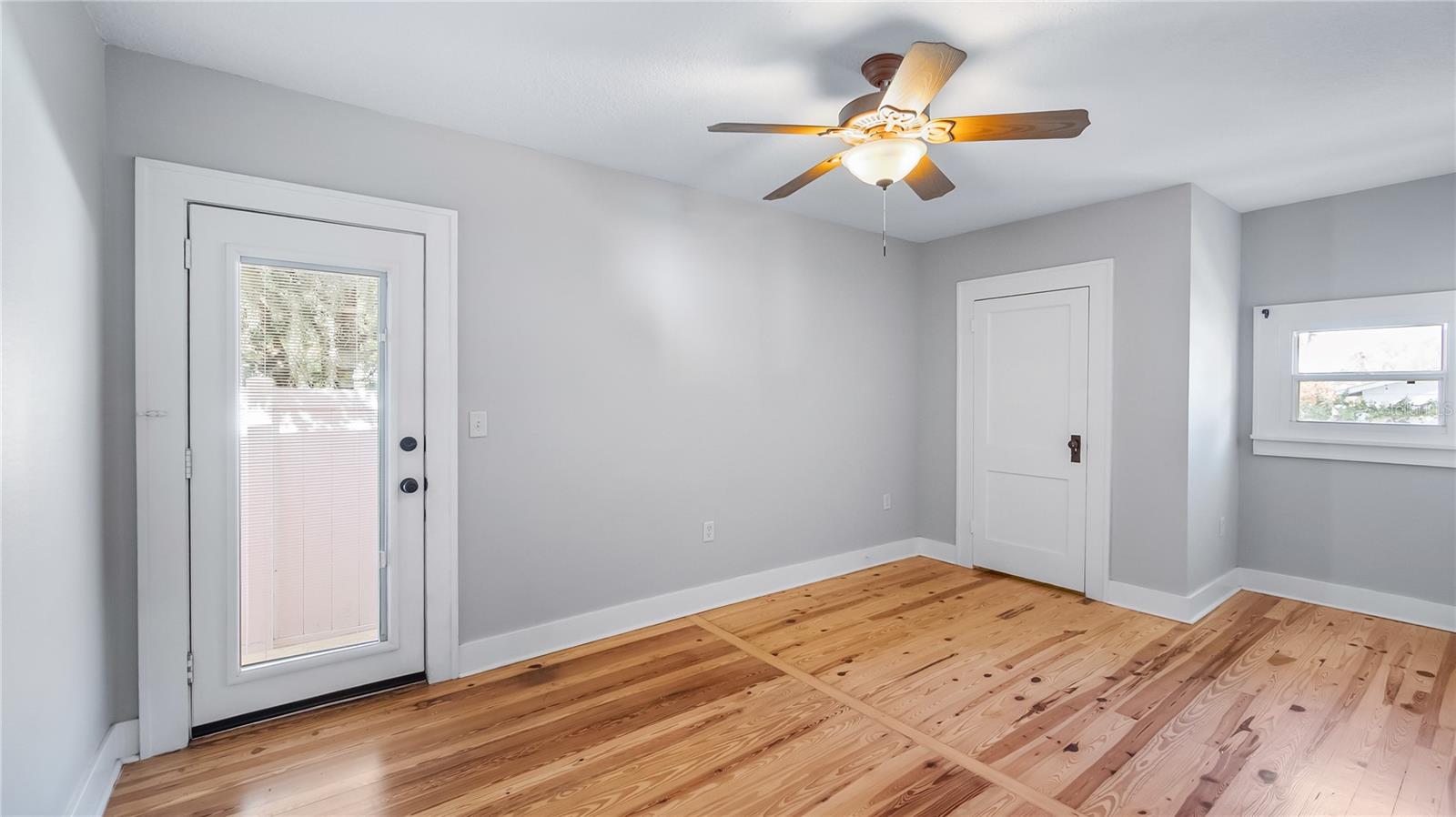 558 W MINNEOLA AVE, CLERMONT, FL, 34711