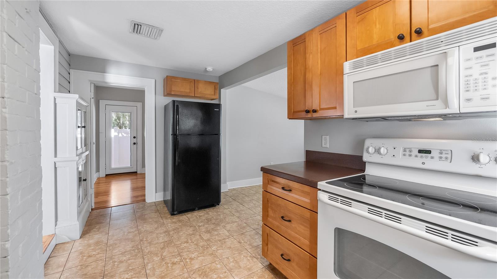 558 W MINNEOLA AVE, CLERMONT, FL, 34711