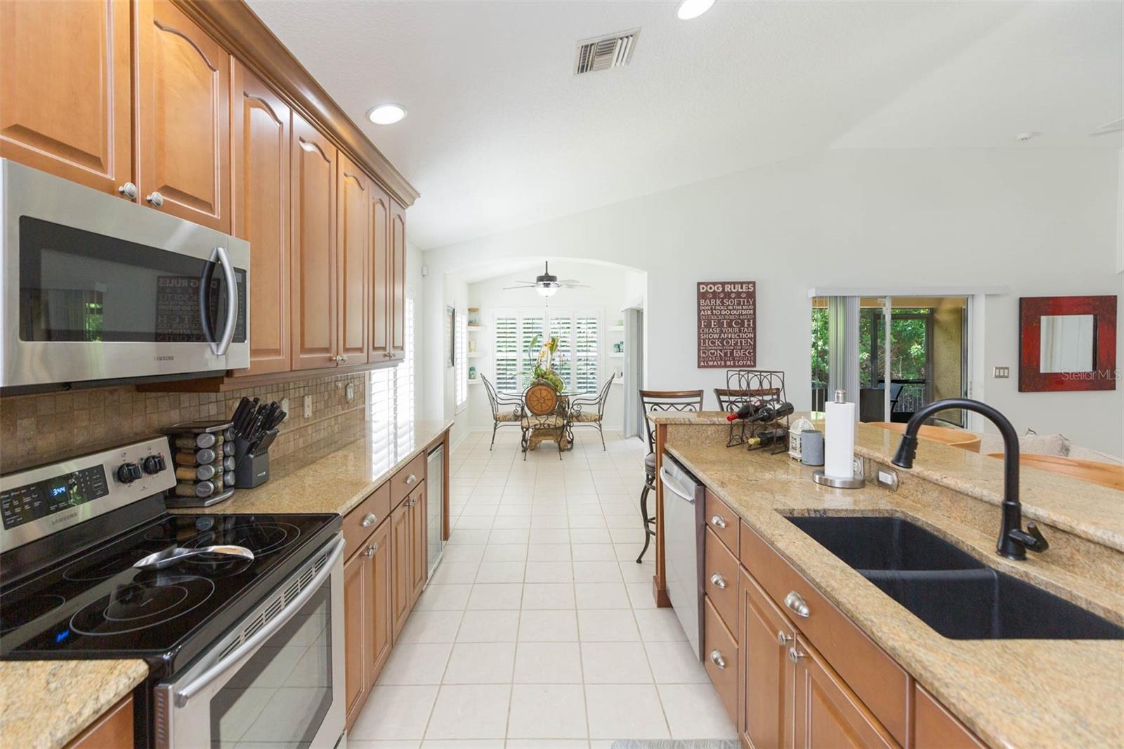 876 ADDISON DR NE, ST PETERSBURG, FL, 33716