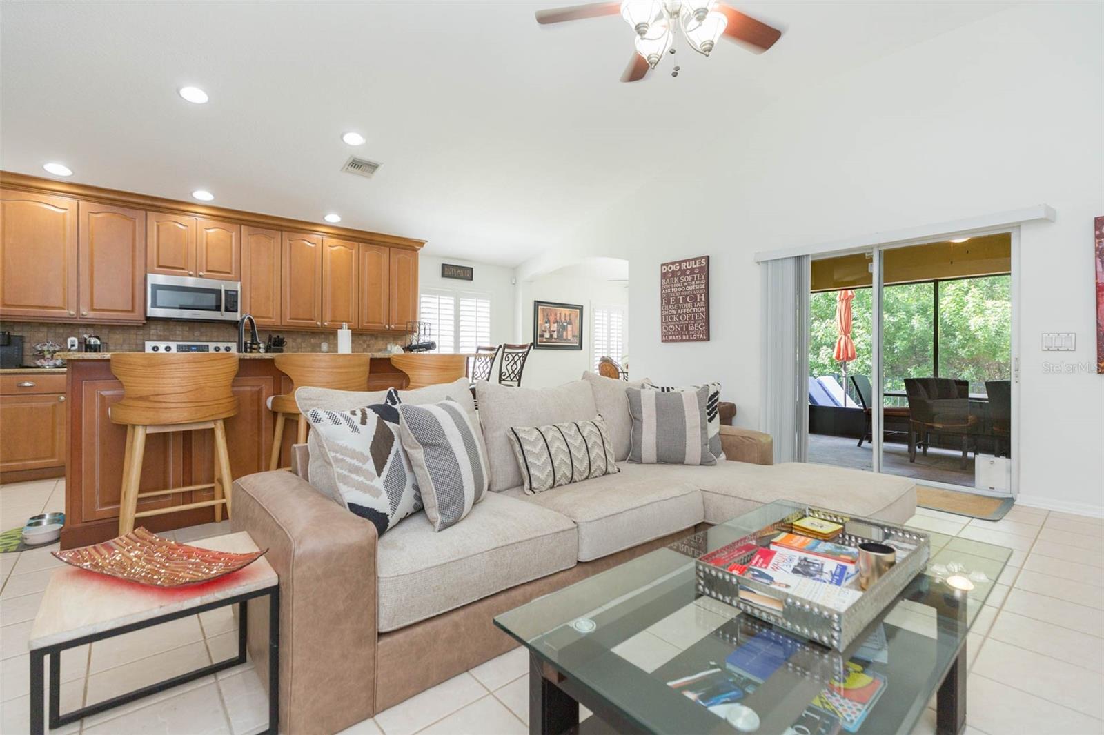 876 ADDISON DR NE, ST PETERSBURG, FL, 33716
