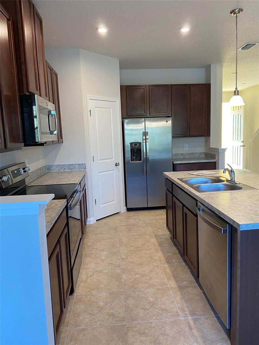 2716 PLEASANT CYPRESS CIR, KISSIMMEE, FL, 34741