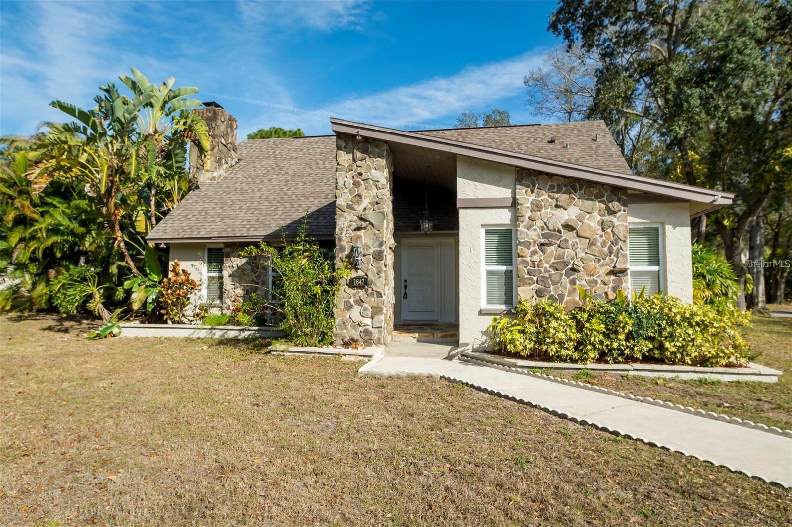 1647 HOBBIT RD, DUNEDIN, FL, 34698