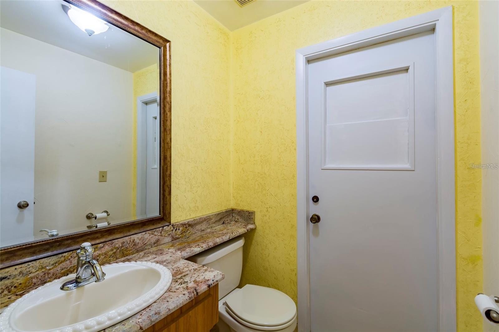 1647 HOBBIT RD, DUNEDIN, FL, 34698