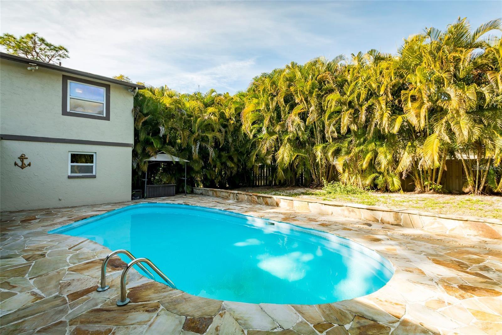 1647 HOBBIT RD, DUNEDIN, FL, 34698