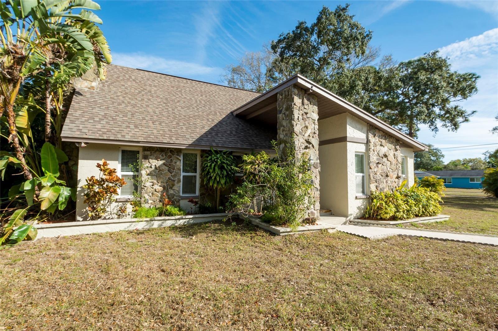 1647 HOBBIT RD, DUNEDIN, FL, 34698