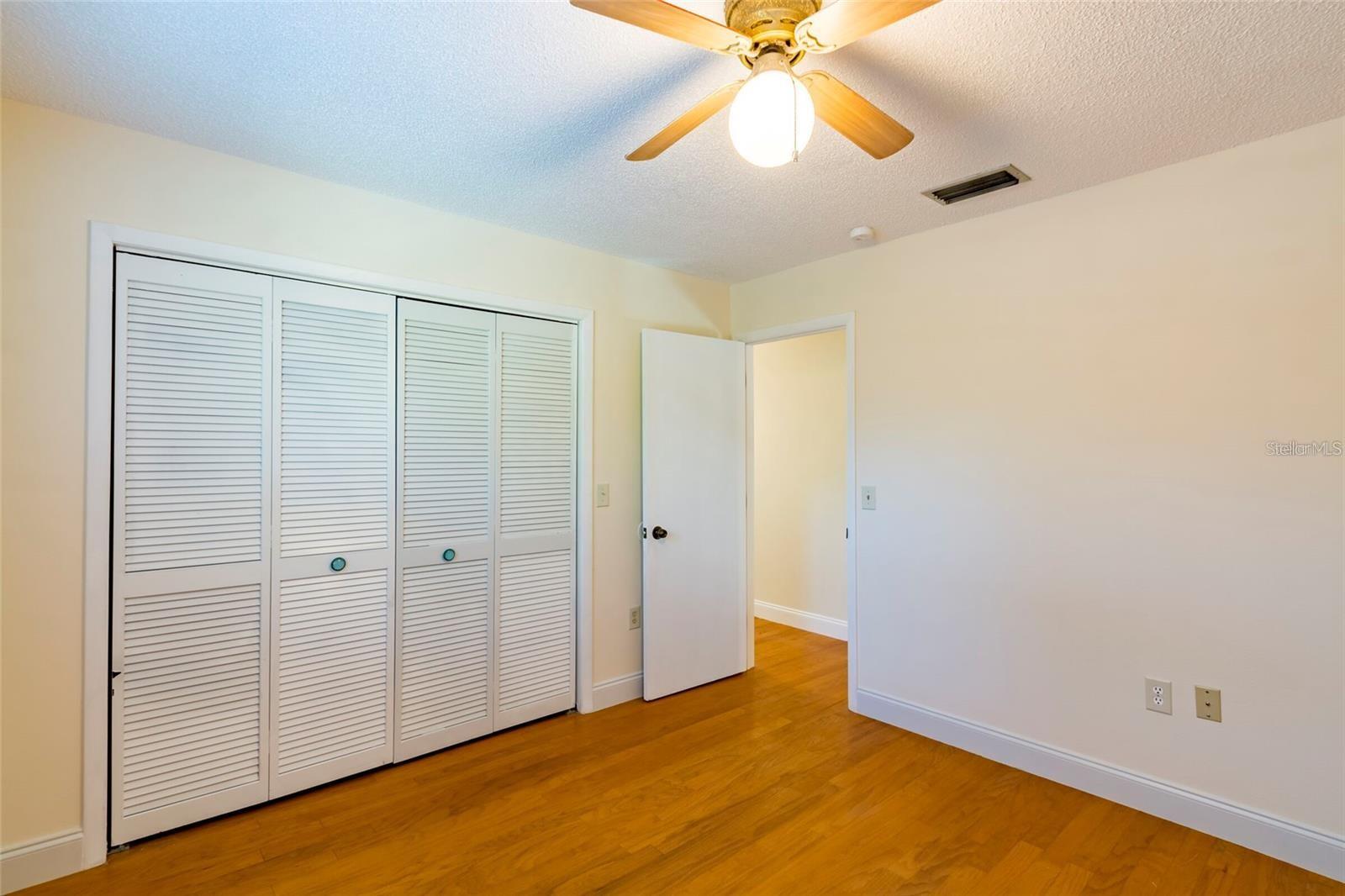 1647 HOBBIT RD, DUNEDIN, FL, 34698