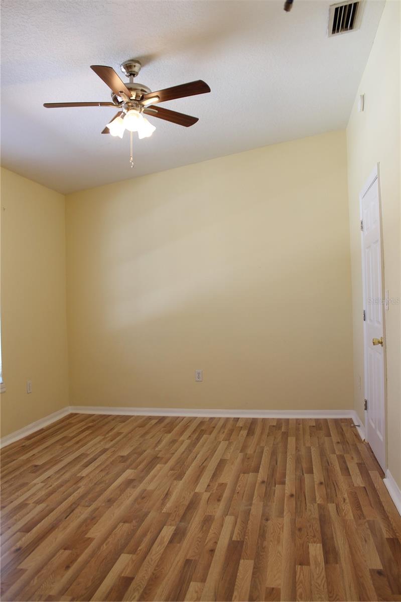 3607 W IDLEWILD AVE #302, TAMPA, FL, 33614