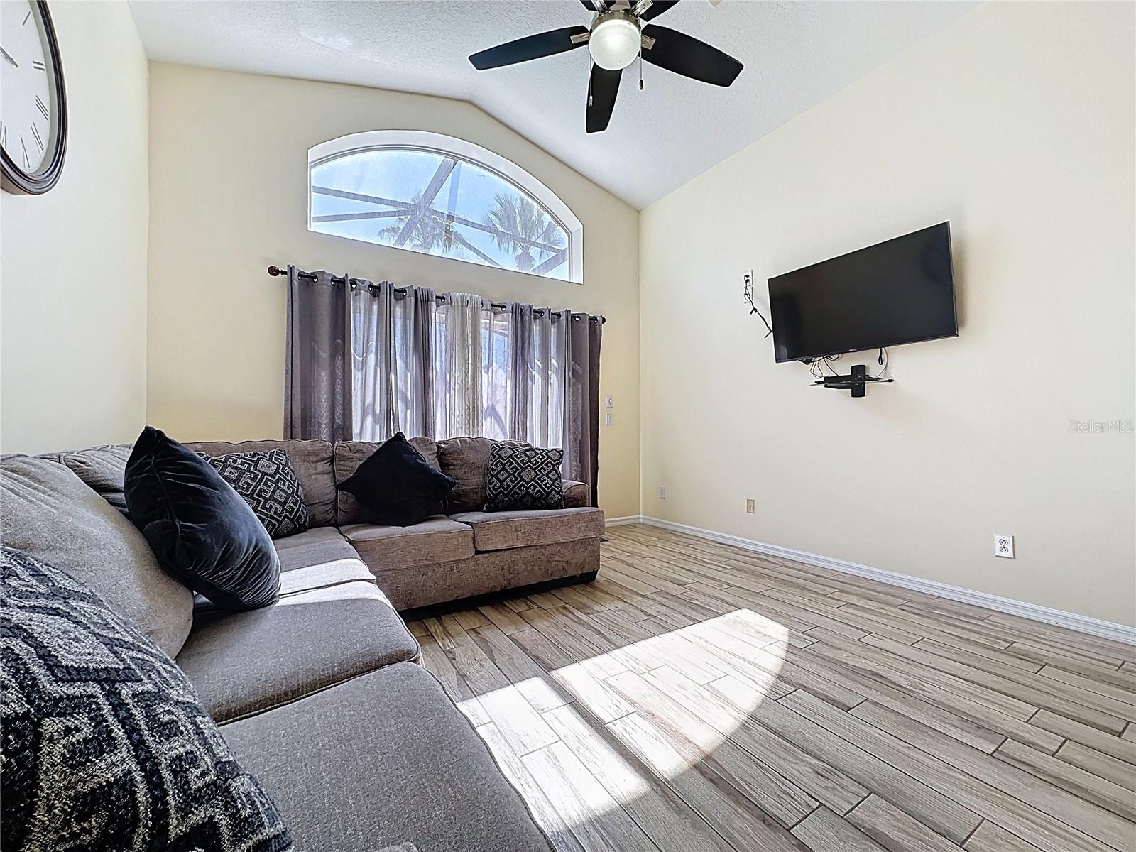 110 RUBINO DR, DAVENPORT, FL, 33837