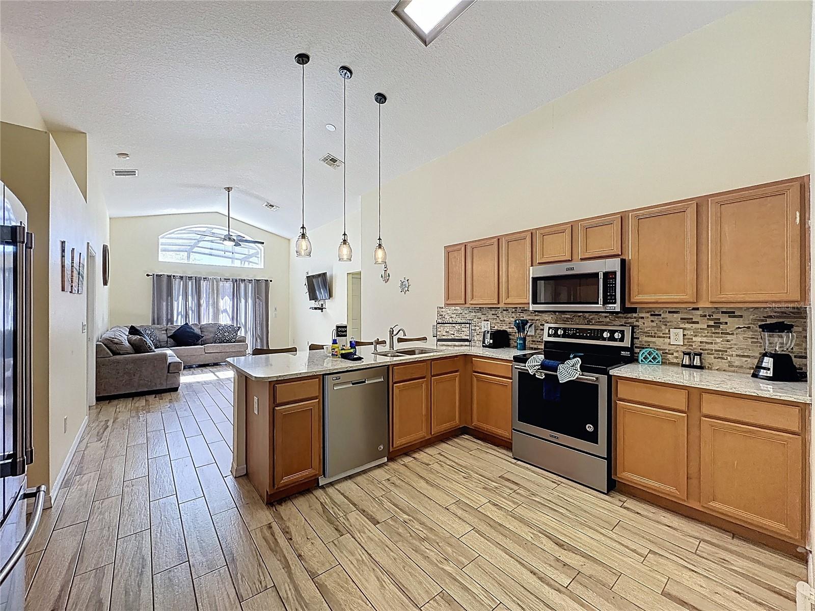 110 RUBINO DR, DAVENPORT, FL, 33837