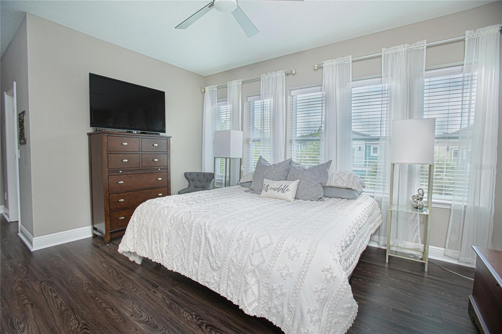 8115 UPPER PERSE CIR, ORLANDO, FL, 32827