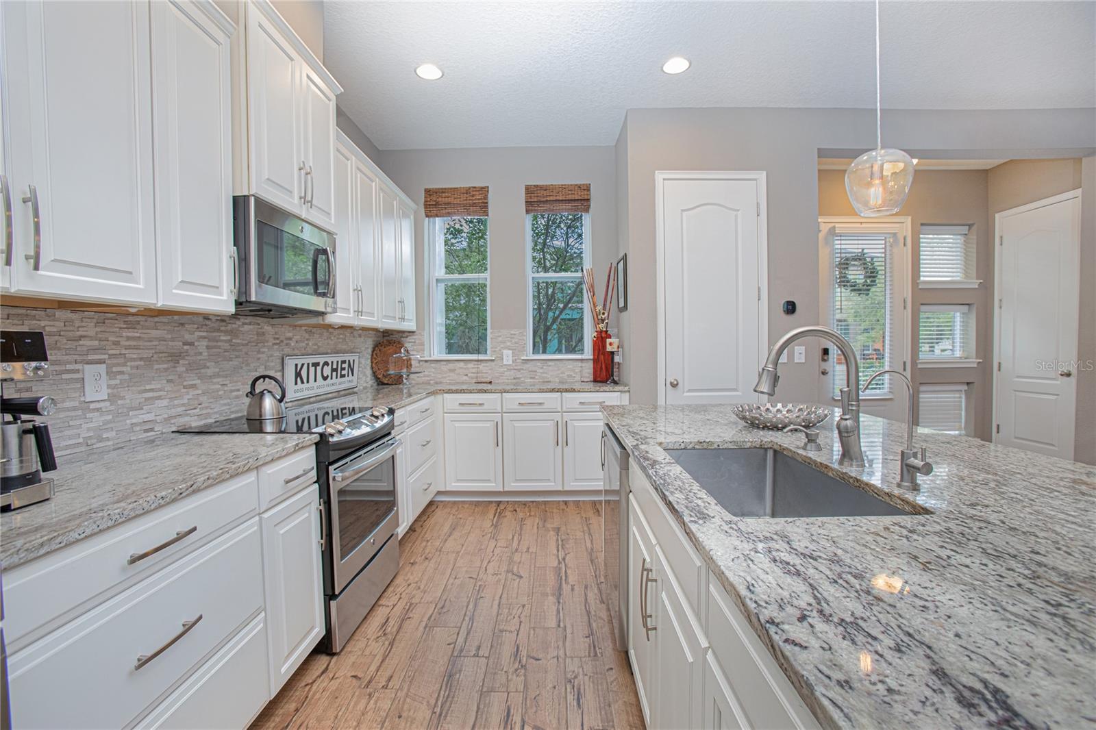 8115 UPPER PERSE CIR, ORLANDO, FL, 32827