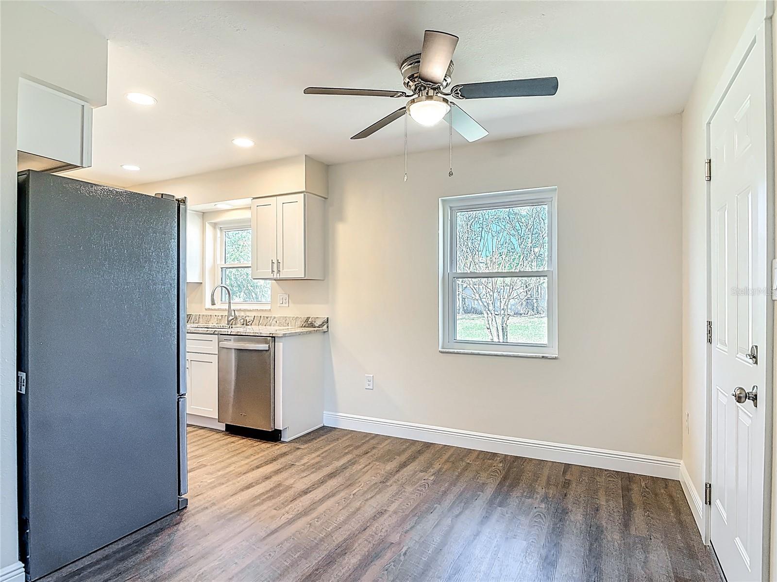 12 KRISTIN LN, EUSTIS, FL, 32726