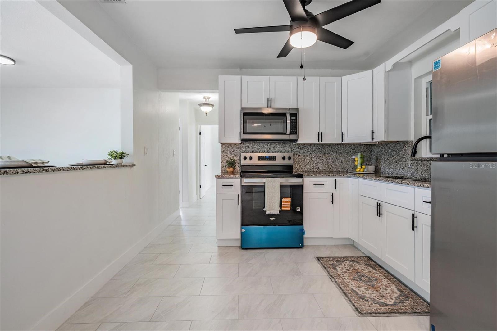 6472 113 ST, SEMINOLE, FL, 33772