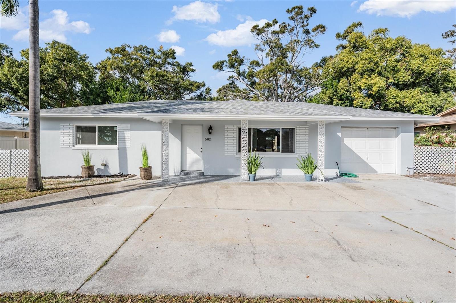 6472 113 ST, SEMINOLE, FL, 33772