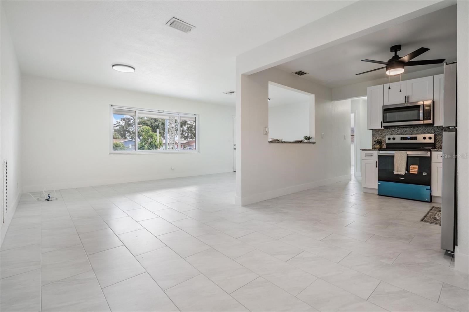 6472 113 ST, SEMINOLE, FL, 33772