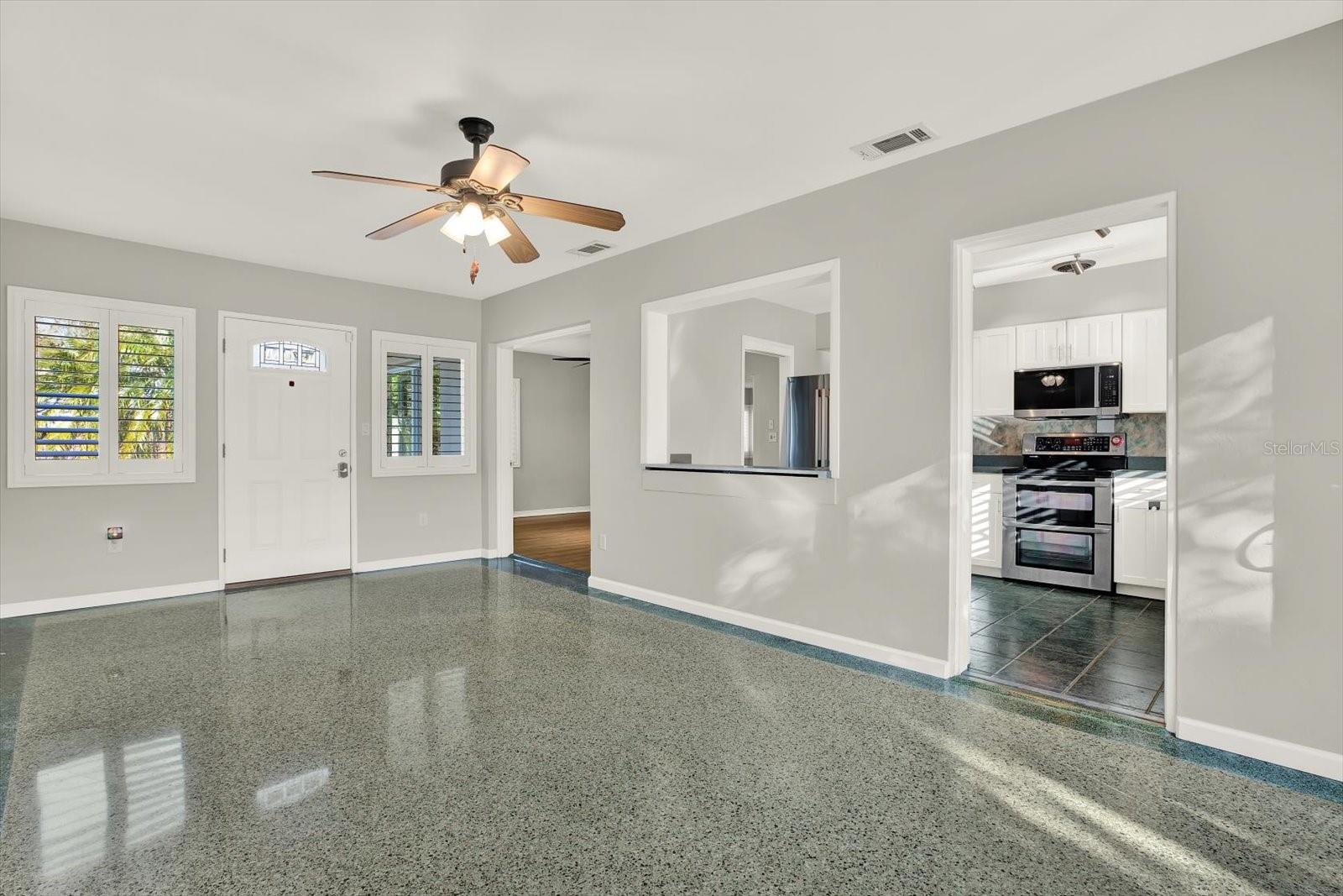423 48TH ST N, ST PETERSBURG, FL, 33713