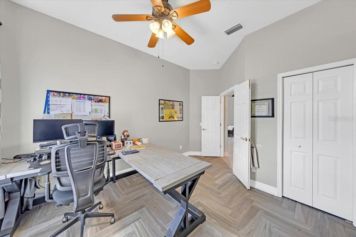 3301 CYPRESS LANDING DR, VALRICO, FL, 33596