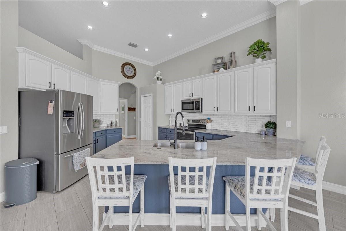 3301 CYPRESS LANDING DR, VALRICO, FL, 33596