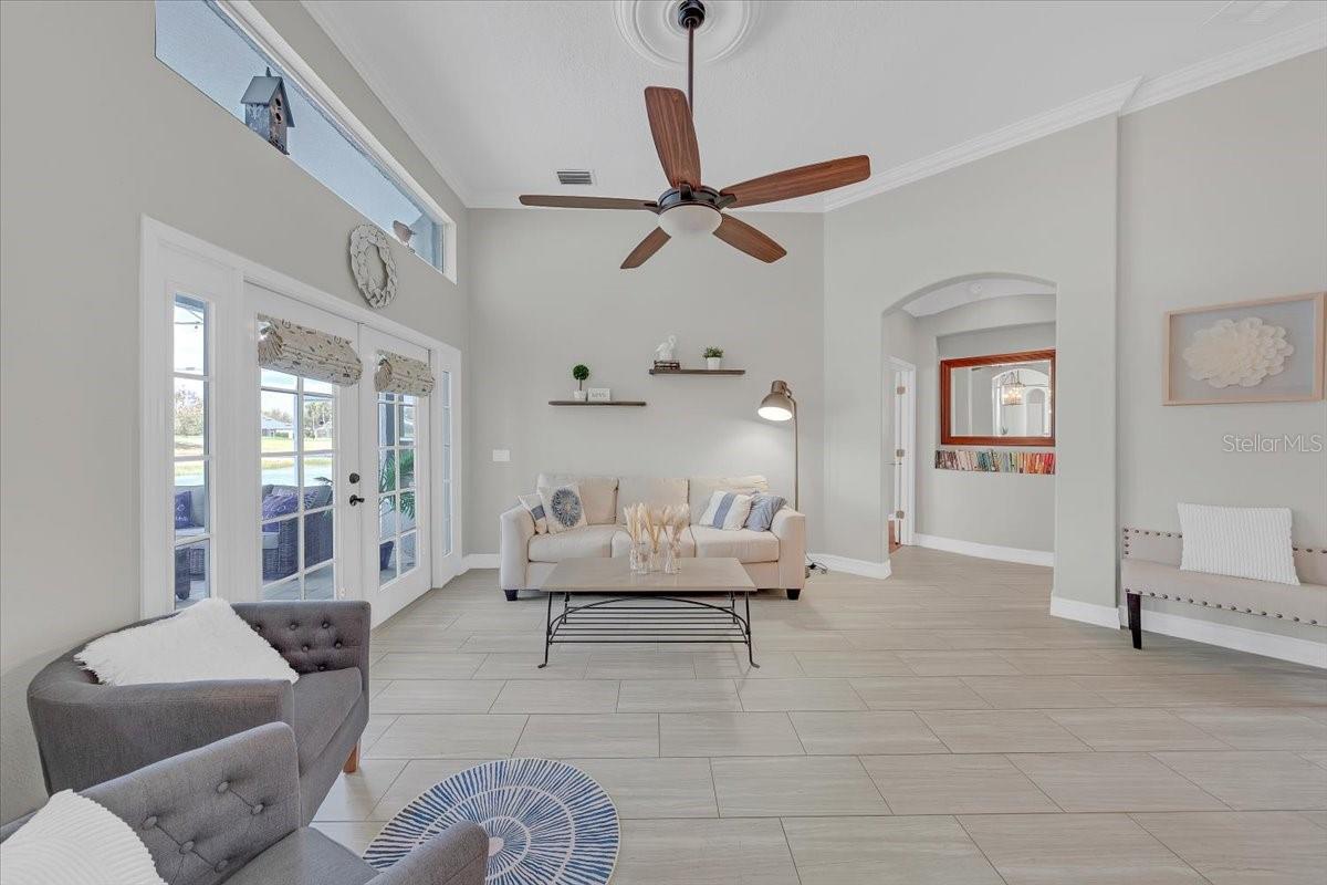 3301 CYPRESS LANDING DR, VALRICO, FL, 33596