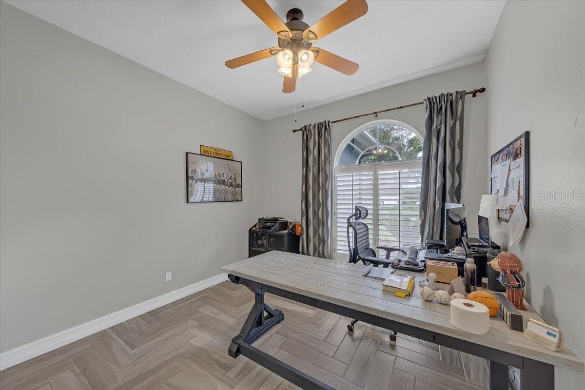 3301 CYPRESS LANDING DR, VALRICO, FL, 33596