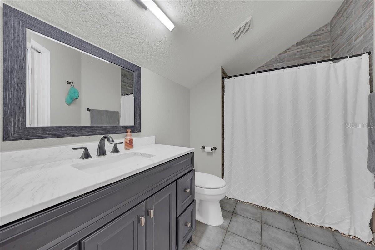 3301 CYPRESS LANDING DR, VALRICO, FL, 33596